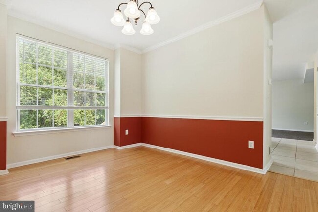 Building Photo - 6178 Oaklawn Ln