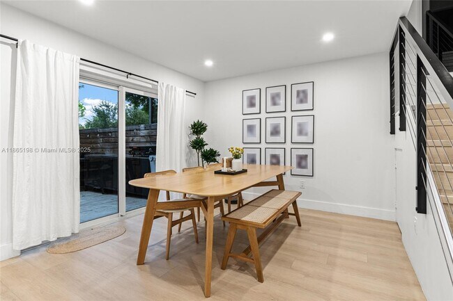 Building Photo - 11580 SW 91st Terrace