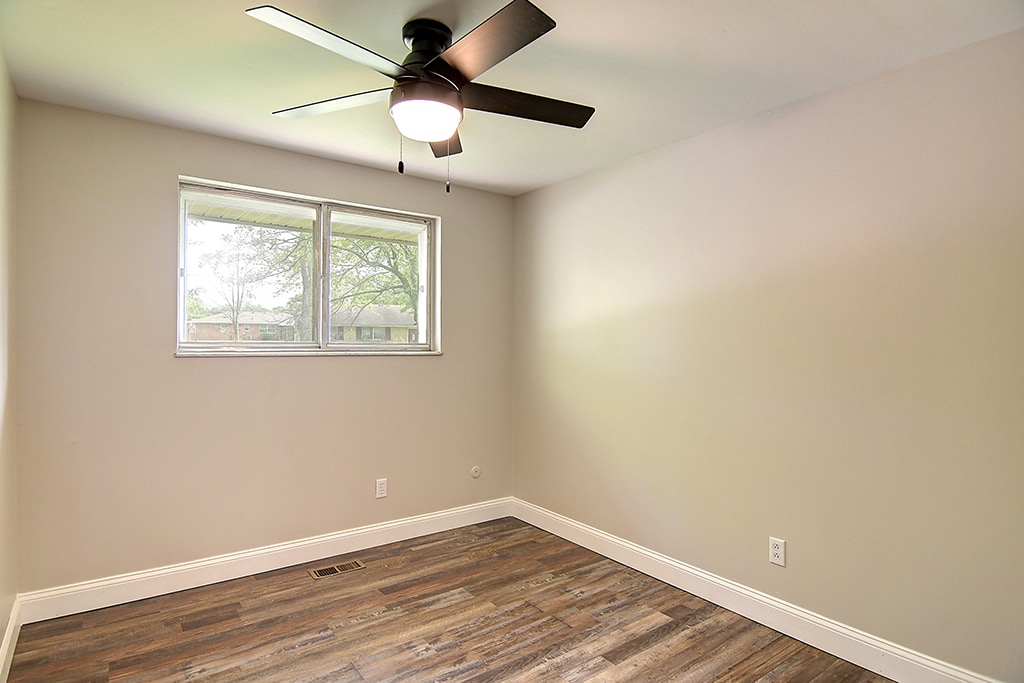 Building Photo - 7371 Cedar Knolls Dr