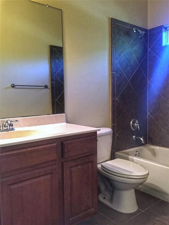 Building Photo - 6015 Ponca St