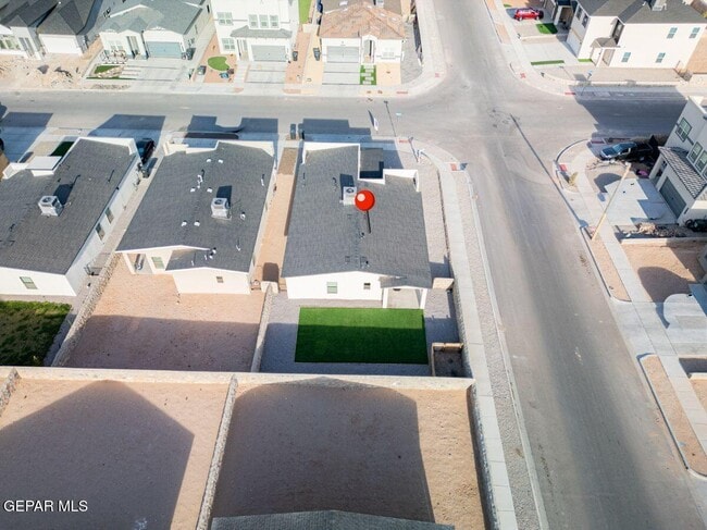 Building Photo - 3741 Peak Pl