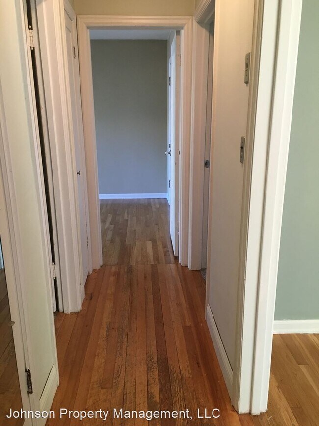 Building Photo - 4 br, 1.5 bath House - 2128 S. Post Street