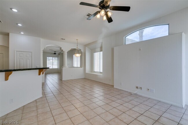 Building Photo - 254 Windsong Echo Dr