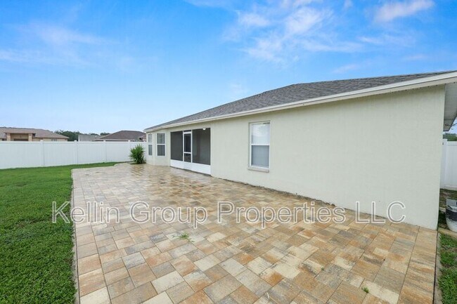 Building Photo - 3284 Sanoma Dr