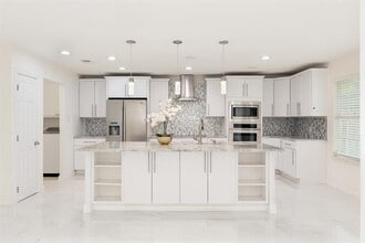 Building Photo - 215 Countryside Dr