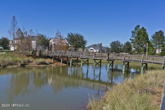 Building Photo - 825 Marjories Way