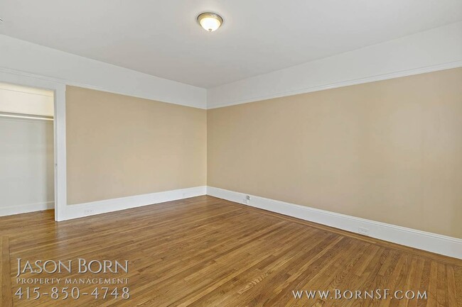 Building Photo - 1720 Lombard St