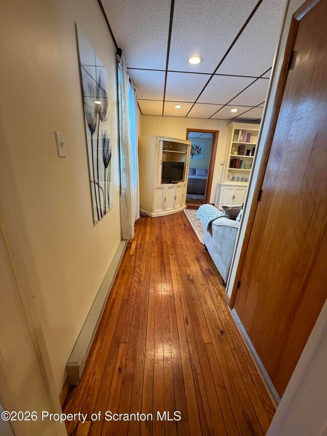 Building Photo - 711 Main St