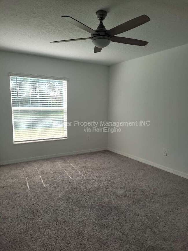 Building Photo - 2240 Gatsby Ln