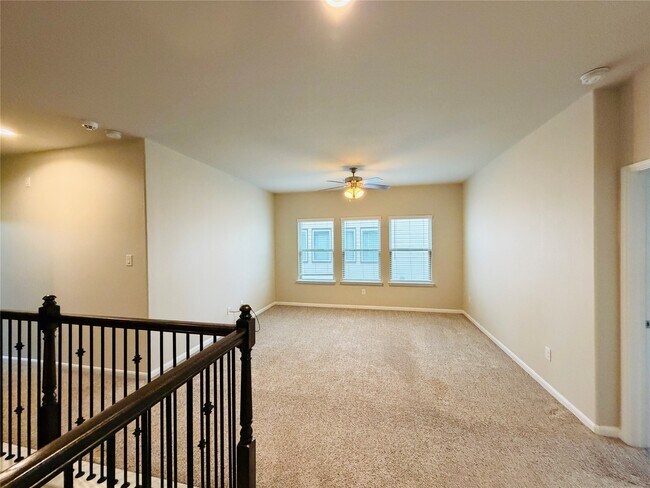 Building Photo - 3318 Rainflower Springs Ln