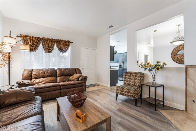 Building Photo - 5250 S Rainbow Blvd