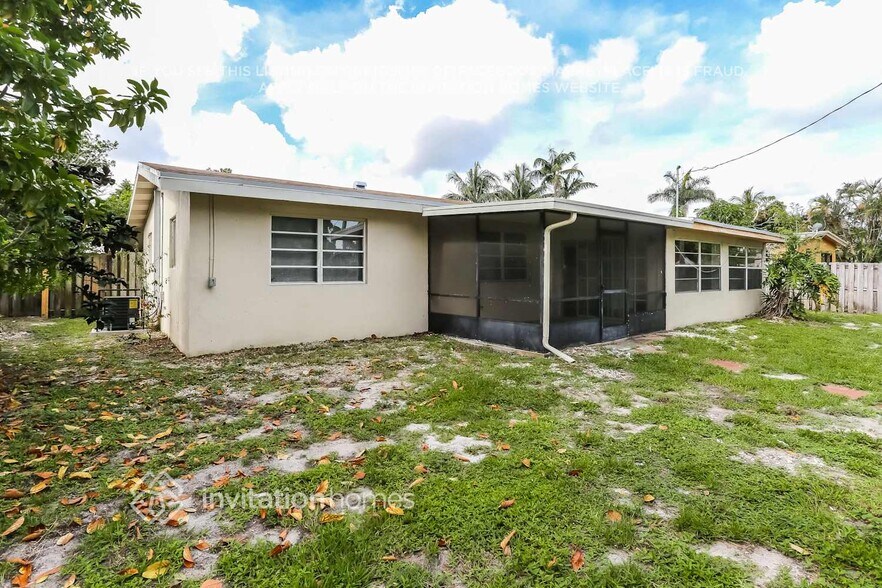 Building Photo - 3441 SW 20th Ct