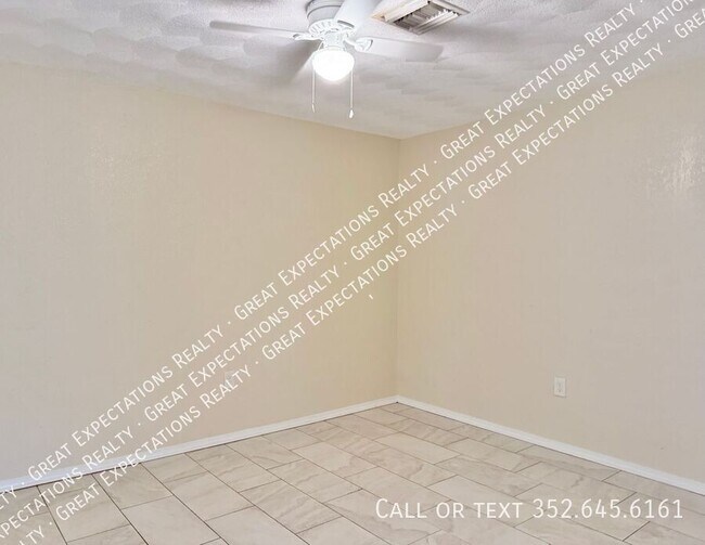 Building Photo - 1822 SW 6th St