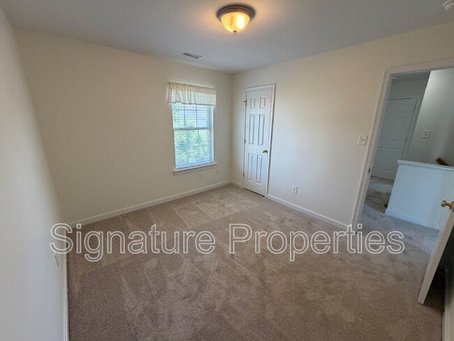Building Photo - 1609 Cadmus Ct