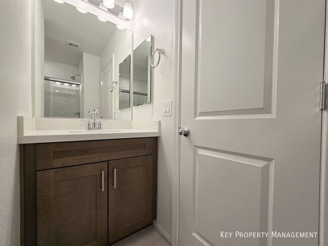 Building Photo - 5717 CRENELLATED St