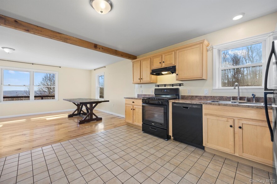 Building Photo - 641 Smithfield Rd