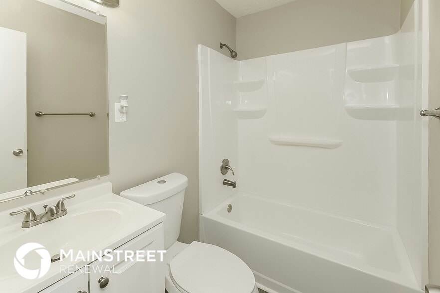 Building Photo - 145 Highland Dr