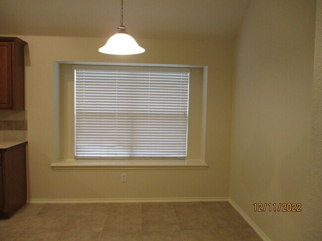 Building Photo - 5144 Waterview Ct