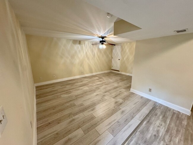 Building Photo - One-Bedroom, One-bath Basement Apartment in Sought-After Community of Aquia Harbour