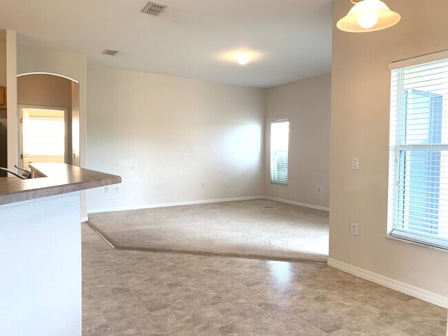 Building Photo - 3/2 Home for Rent in Bellalago