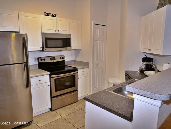 Building Photo - 1776 Sophias Dr