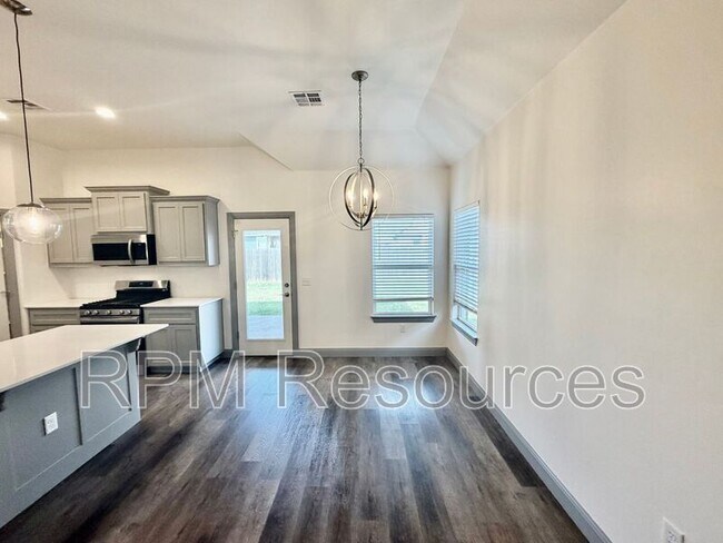 Building Photo - 3613 Shutter Ridge Dr