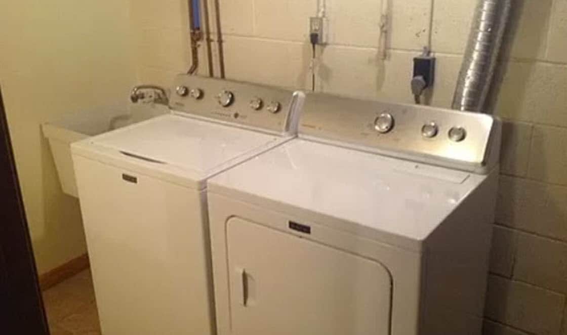 Building Photo - 1207 Mint Dr