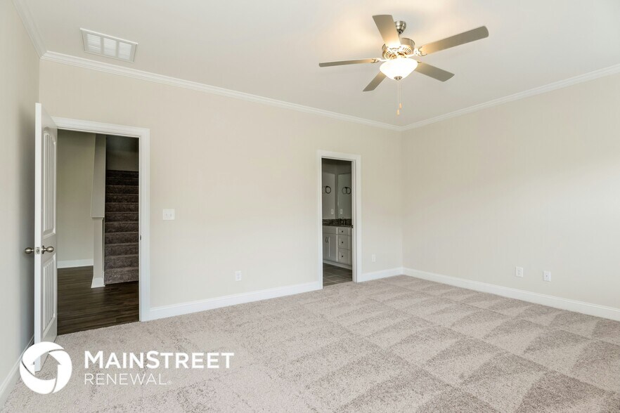 Building Photo - 2118 Moselle Dr