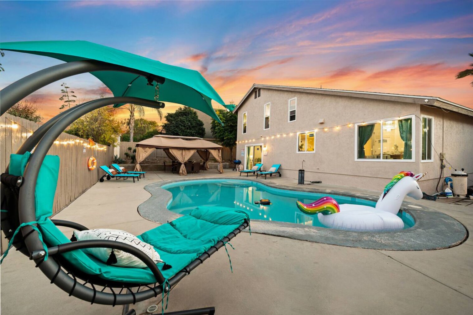 Building Photo - 13737 Via Tres Vistas