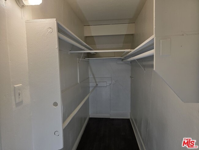 Building Photo - 367 N Avenue 52