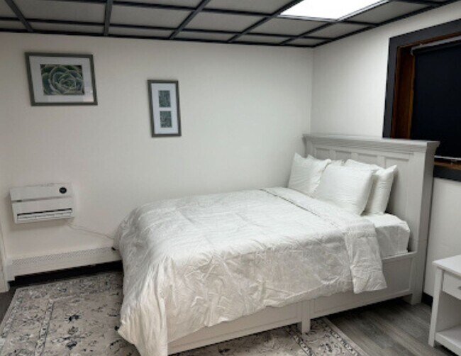 Building Photo - 651 Chena Hot Springs Rd