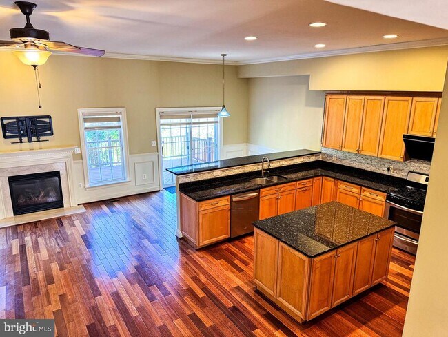 Building Photo - 6403 Velliety Ln