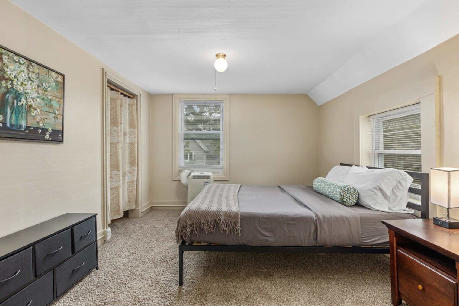 Building Photo - 15 Straight Ave SW