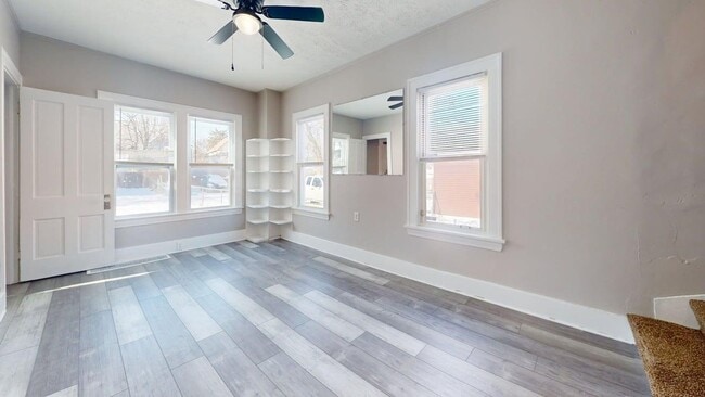 Building Photo - Renovated 2-Bedroom, 2-Bathroom Home – Cleveland, OH