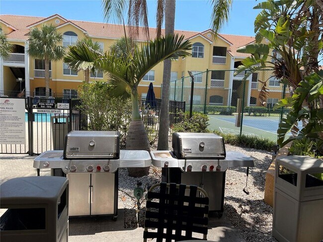 Building Photo - 10764 70th Ave N