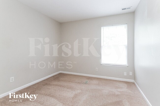 Building Photo - 5110 Stanhope Ln