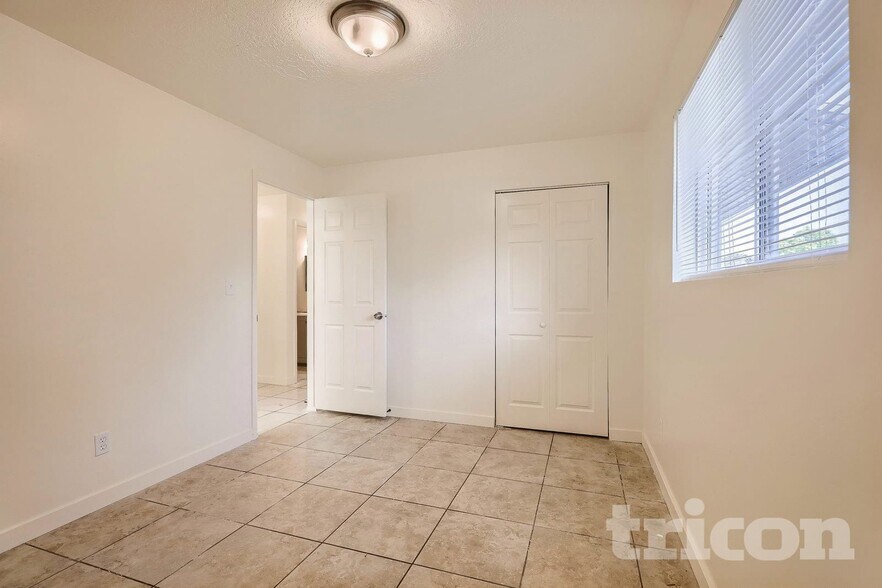 Building Photo - 4889 Milos Dr