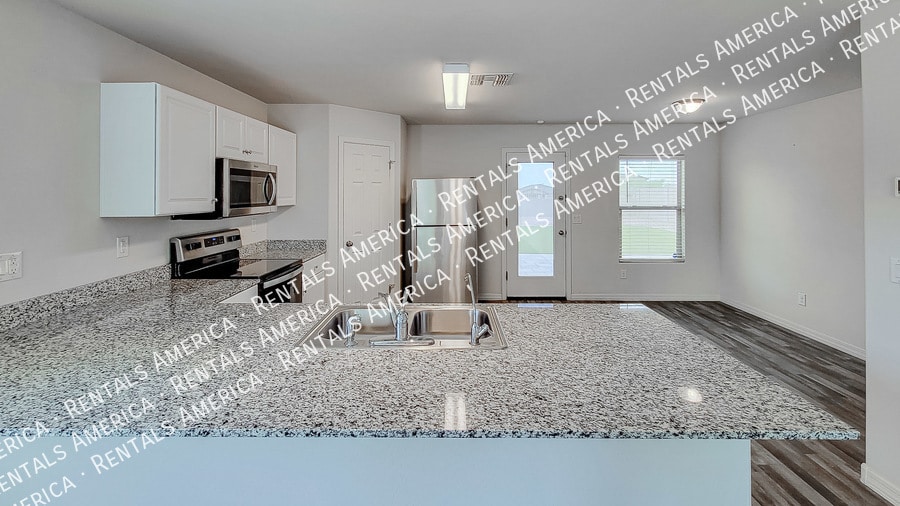 Building Photo - 229 Watson Pl