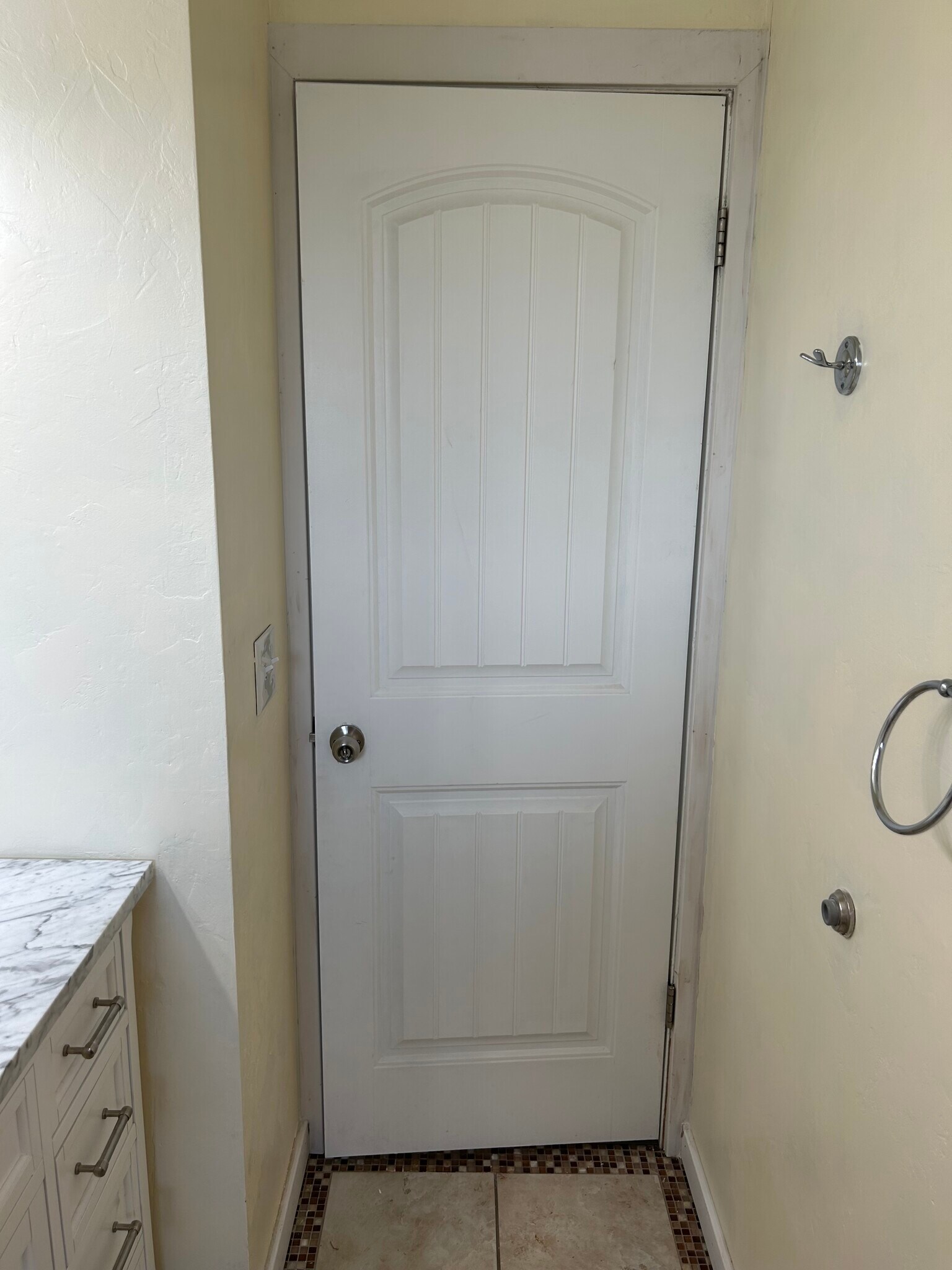 Building Photo - 2799 W 7550 S