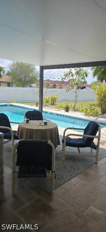 Building Photo - 1118 NE Pine Island Ln