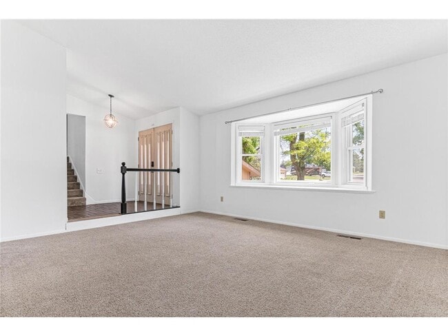 Building Photo - 1716 Evergreen Dr