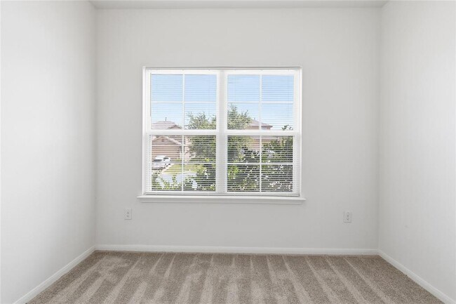 Building Photo - 7121 Ranchito Dr