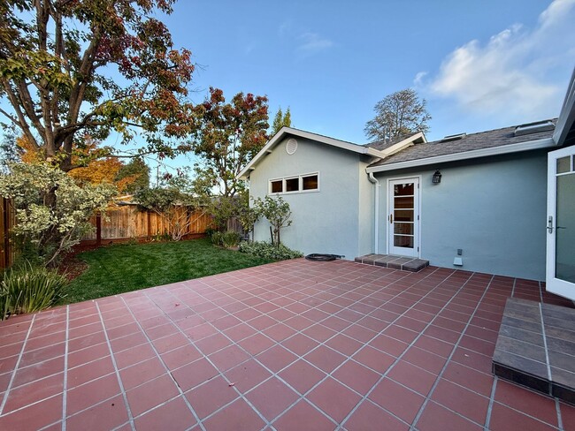 Building Photo - Beautifully Renovated Silicon Valley Home ...