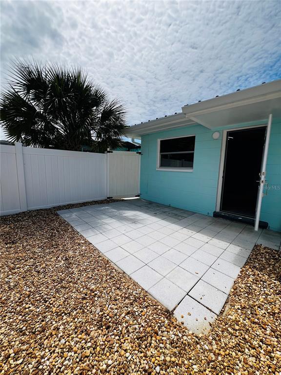 Building Photo - 160 175th Terrace Dr E