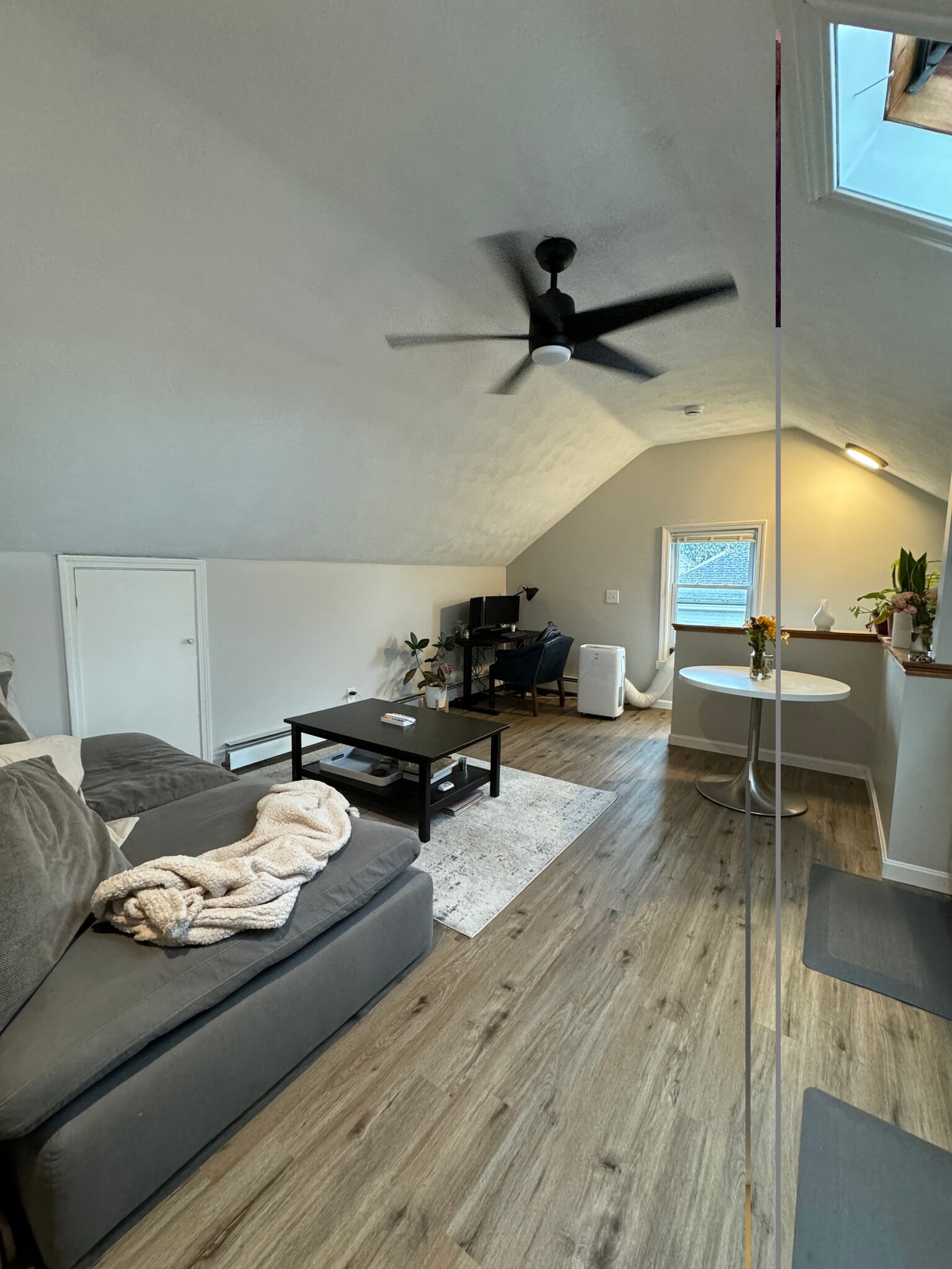 Top Floor Living - 69 Frederick Ave