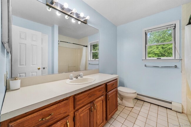 Building Photo - 14 Cheesecote Ct