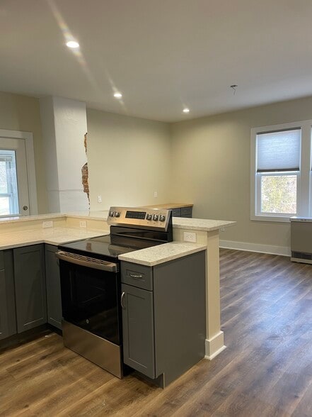 angle shows dining area - 151 E Allen St