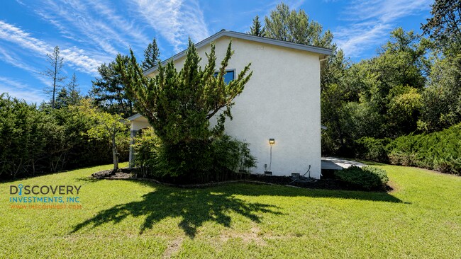 Building Photo - 130 Kell Ct