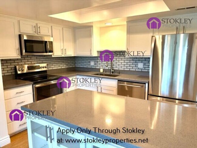 Building Photo - 3125 Terra Granada Dr