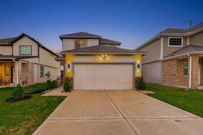 Building Photo - 23639 Buttress Root Dr